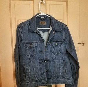 Vintage Levi's demi jacket.